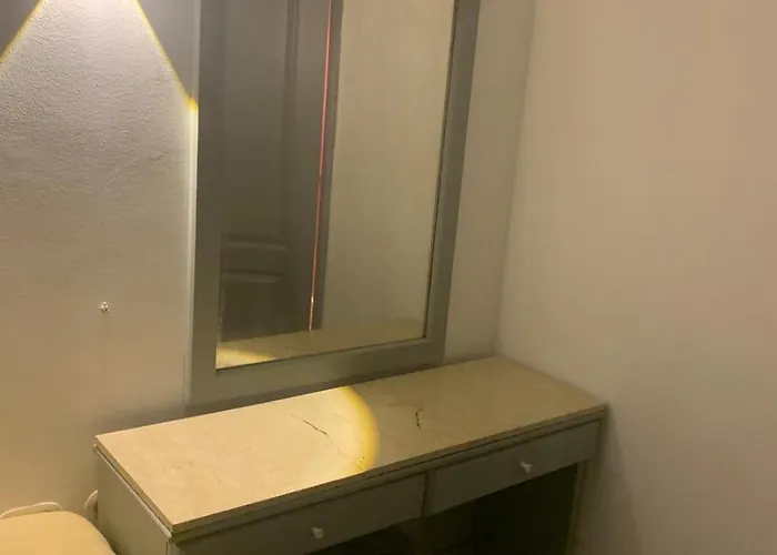 Apartment Beautiful 2-bedroom In Delta