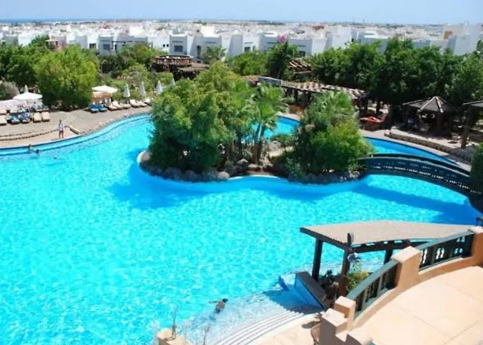 Beautiful 2-bedroom In Delta Apartment *