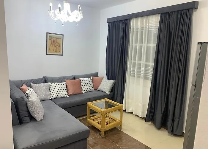 Beautiful 2-bedroom In Delta *